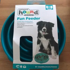 BRAND NEW Outward Hound Fun Feeder Bowl